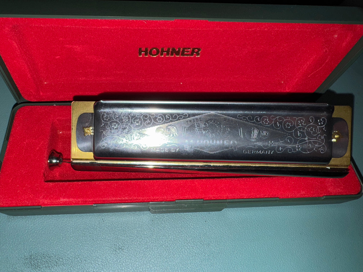 Hohner Armónica Super Chromonica 270-C, plata