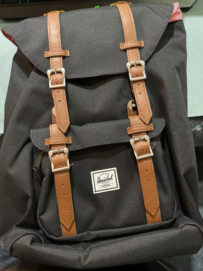 Herschel Mochila de a diario 10020-00001-os_Black